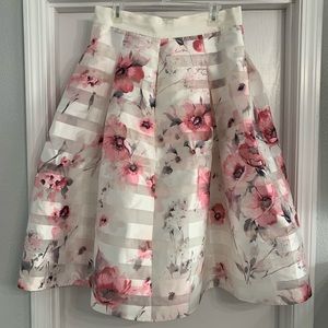 White House black market skirt size 14